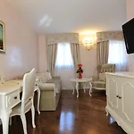 Boutique San Rocco 4*