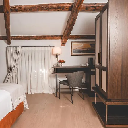 Boutique San Rocco Hotel 4*
