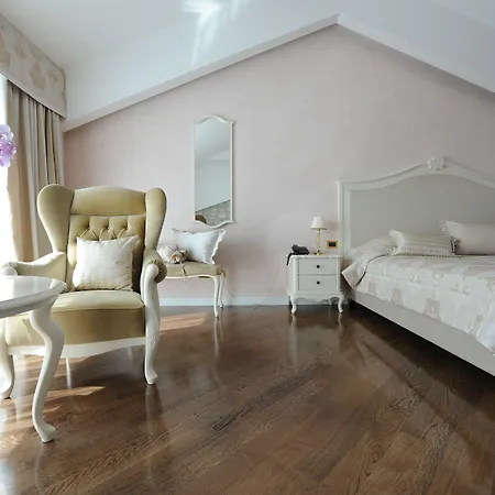 Boutique San Rocco 4*