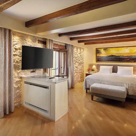 Boutique San Rocco 4* بروتونيغلا